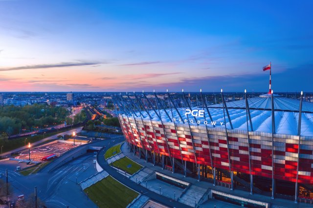 Kromě fotbalových zápasů probíhají ve varšavském stadionu i významné kulturní a společenské akce, což z něj činí jedno z nejdůležitějších míst v Polsku. Tribuny pojmou až 58 000 diváků. 
Zdroj: uslatar, Shutterstock